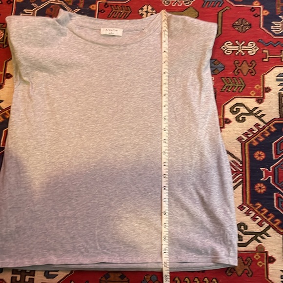 Babaton | S Small Light Gray Shoulder Pad Tank Shirt Aritzia - Picture 4 of 8